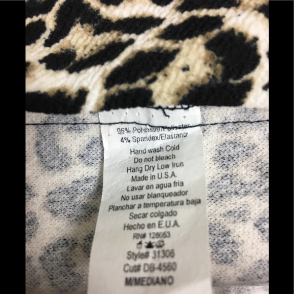 🌺SOLD🌺Leopard Print long blazer - Picture 4 of 8